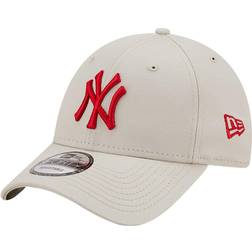 New Era 9Forty Strapback Cap - York Yankees - Beige