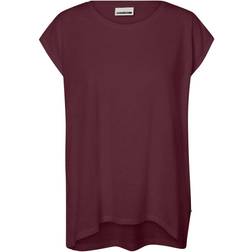 Noisy May Mathilde Oversized T-shirt - Windsor Wine