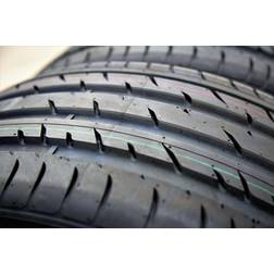 Haida HD927 265/30ZR19 265/30R19 93W XL High Performance Tire