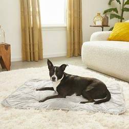PetFusion PetFusion Medium Premium Quilted Pet Blanket