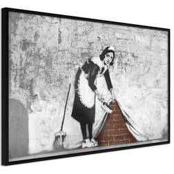 Artgeist Inramad Banksy: Sweep it Under the Carpet 60x40 Guldram Poster