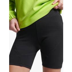 Superdry Women's Tech Radlershorts Grün