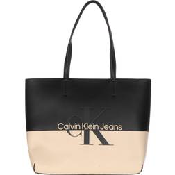 Calvin Klein Jeans SCULPTED SHOPPER29 HERO women's Shopper bag in Black