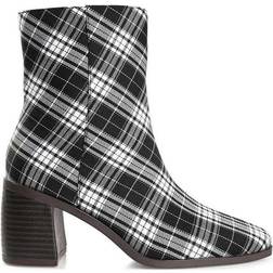 Journee Collection Sloann - Black Plaid Print