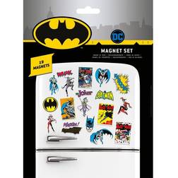 Pyramid Batman Retro Magneter