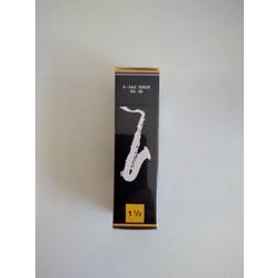 Vandoren Traditional Tenor Sax Reed, Strength 1.5, Single