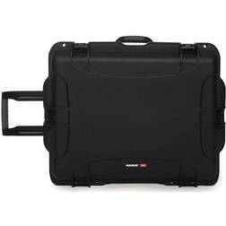 Nanuk Wheeled 960 Lightweight NK-7 Resin Case with Padded Divider, Black