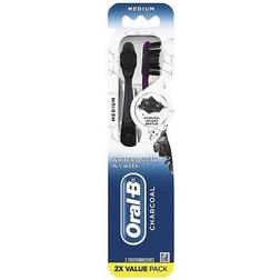 Oral-B Charcoal Toothbrush Whitening Therapy, Medium 2ct