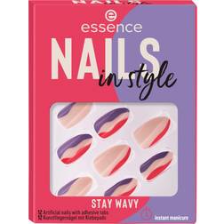 Essence "Lösnaglar Nails In Style Stay wavy"