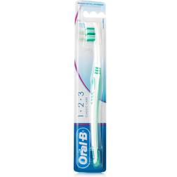 Oral-B 1-2-3 Classic Medium