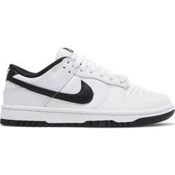 NIKE Dunk Low W - White/Black