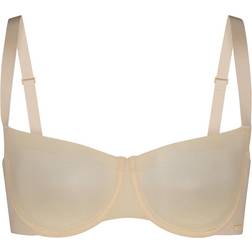 SKIMS No Show Molded Unlined Balconette Bra