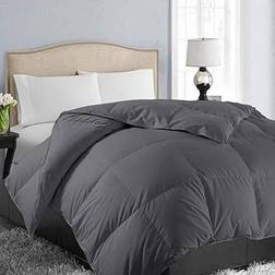 Easeland All Season Bedspread White, Black, Red, Pink, Blue, Green, Grey (259.1x228.6cm)