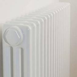 B&Q Acova 3 Column White W812mm H300mm