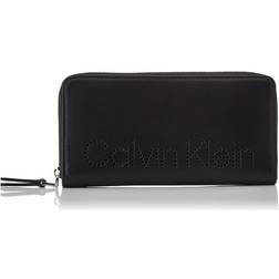 Calvin Klein Women's Set Tri-Fold Wallet, Ck