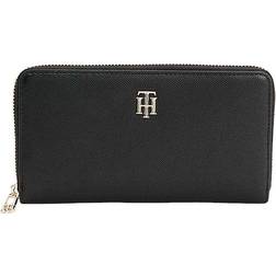 Tommy Hilfiger Large Zip-Around TH Plaque Wallet