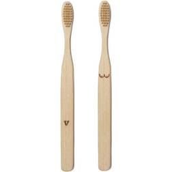 Kikkerland Bamboo Toothbrush Set