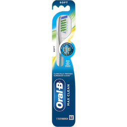 Oral-B CrossAction Max Clean Manual Toothbrush, Medium 1.0