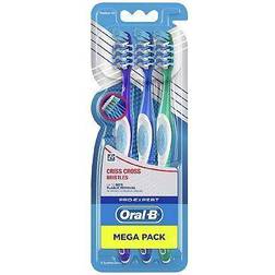 Oral-B Pro Expert Criss Cross Toothbrush 3s