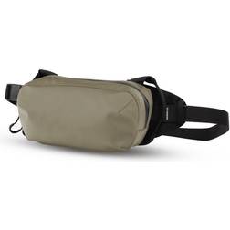 Wandrd D1 Fanny Pack Yuma Tan