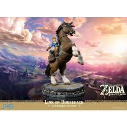 First4Figures First 4 Figures Legenda of Zelda: Breath of the Wild: Link ratsastaa hevosella (Standard Edition) Figuuri