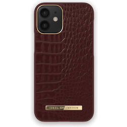 iDeal of Sweden Mobilskal iPhone 13 Scarlet Croco