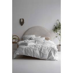 Linen House Manisha Medallion Tufted Duvet Cover White