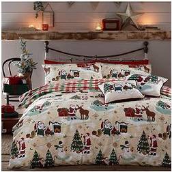 Furn Jolly Santa Duvet Cover Red, Green, Multicolour