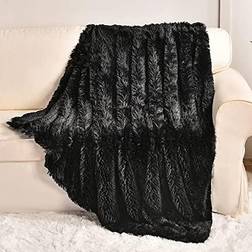 Faux Fur Blankets Brown, Black, White, Grey, Blue, Red, Pink (152.4x127cm)