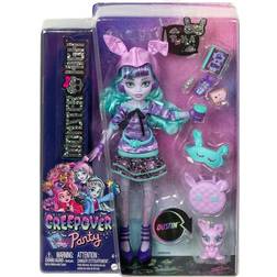 Mattel Monster High Twyla with Pet Dustin Creepover Party