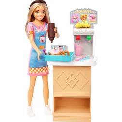 Mattel Barbie Skipper Doll and Snack Bar Playset with Color-Change Feature and Accessories First Jobs