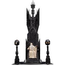 Ringenes Herre-statue 1/6 Saruman den Hvide på tronen 110 cm (ON DEMAND)