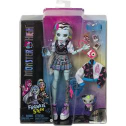 Mattel Monster High Frankie Stein Doll with Pet & Accessories