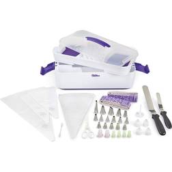 Wilton Decorator Preferred Cake Decorating Nozzle Set