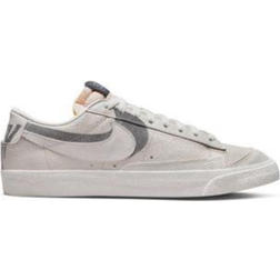 Nike Blazer Low '77 Halloween