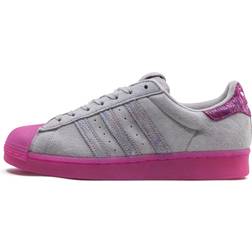 Adidas Superstar Chicago Plays Harder