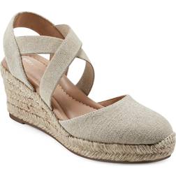 Easy Spirit Meza (Women's) Neutral/Gold