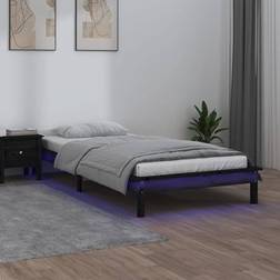 vidaXL LED massivt trä Sängram