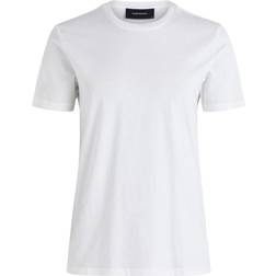 Peak Performance Ground Tee - White