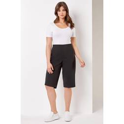 Roman Curve Knee Length Stretch Shorts