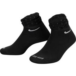 NIKE Everyday Training Ankle Socks