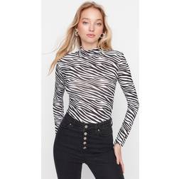 Trendyol Collection Hochgeschlossener Body mit Zebramuster-Schwarz