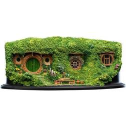 Weta Workshop Bag End on the Hill Statue 19 cm