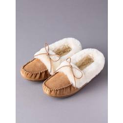 Lakeland Leather Sheepskin Moccasins