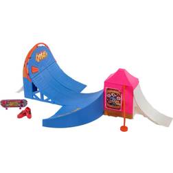 Hot Wheels Skate Amusement Park Skate Set