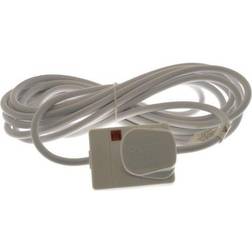 Status Single Socket 5 Metre Extension Lead