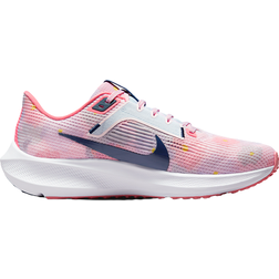 NIKE Air Zoom Pegasus 40 Premium W - Pearl Pink/Coral Chalk/White/Midnight Navy