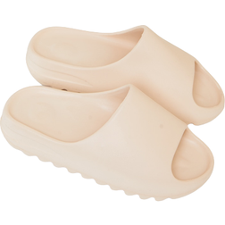 PrettyLittleThing Rubber Ribbed Sole Sliders - Cream