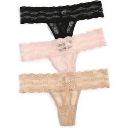 b.tempt'd by Wacoal Lace Kiss Thong Pack