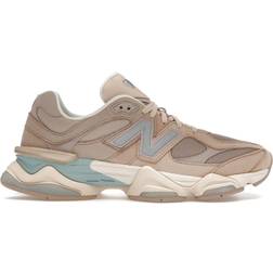 New Balance 9060 - Ivory Cream/Pink Sand/Light Moonstone